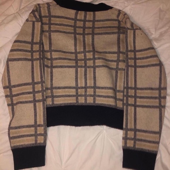 cute plaid sweater with buttons. size XL - Picture 3 of 4